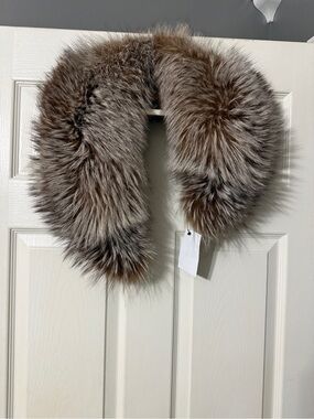 Julia & Stella Real Dyed Silver Fox Skins Fur Collar Scarf